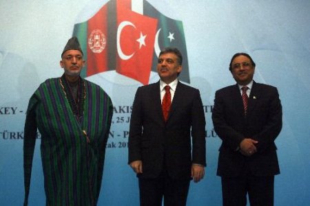 Üçlü Zirvede Üst Düzey Güvenlik Konuları Ele Alındı