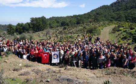 Ücretsiz doğa yürüyüşüne yoğun ilgi