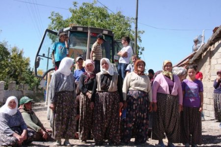 Üçüncü baz istasyonu kurulmaya kalkılınca köylü ayaklandı