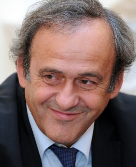 UEFA Başkanı Platini, Orta Asya turunda