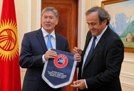 UEFA Başkanı Platini, Orta Asya turunda
