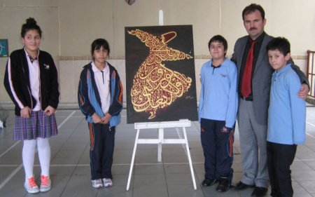 Ufuk Ortaokulu öğrencileri Mevlana sergisi açtı