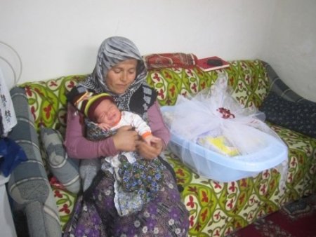 Uğurludağ Kaymakamlığı'ndan yeni doğan ihtiyaç sepeti