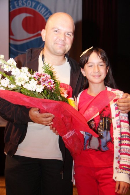 Uğurluel: Osmanlı’yı anlatan dizilerde senaristler gerçekleri çarpıtıyor