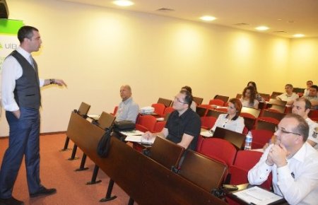 UHKİB’ten üyelerine bilgilendirme semineri