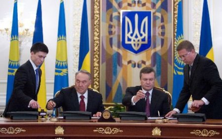 Ukrayna, Kazak Petrolü Ve Doğal Gazını Çıkarmaya Talip