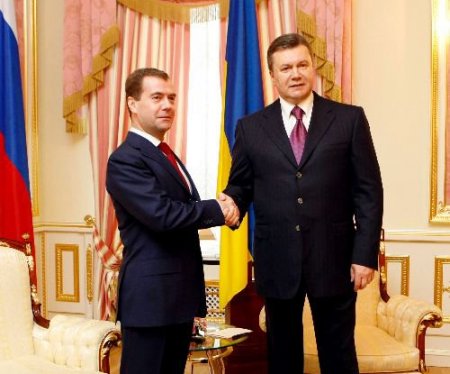 Ukrayna İle Rusya Arasında 8 Anlaşma İmzalandı