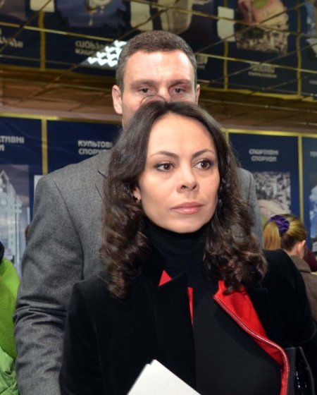 Ukrayna seçimlerinin favori lideri boksör Kliçko oyunu kullandı