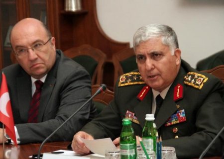 Ukrayna Ve Türkiye Genelkurmay Başkanları Kiev’de Bir Araya Geldi