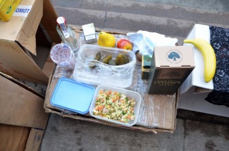 Ukrayna’da 5 Kişilik Eylemi, Basın 'Ordusu' Takip Etti