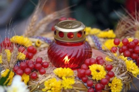 Ukrayna'da Açlık Kurbanları Anılıyor