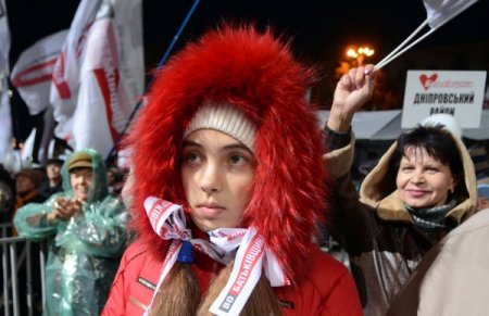 Ukrayna’da halk yarın sandık başına gidiyor