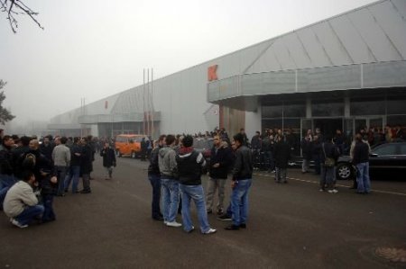 Ukrayna'da Müslümanlar Bayram Namazını Fuar Merkezinde Kıldı