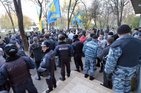 Ukrayna’da oy sayma işlemleri kilitlendi