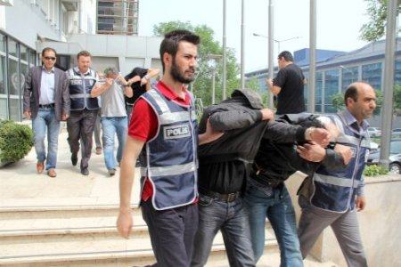 Ukraynalı kadınları, çocuk bakıcısı olarak getirilip fuhuşa zorlamışlar