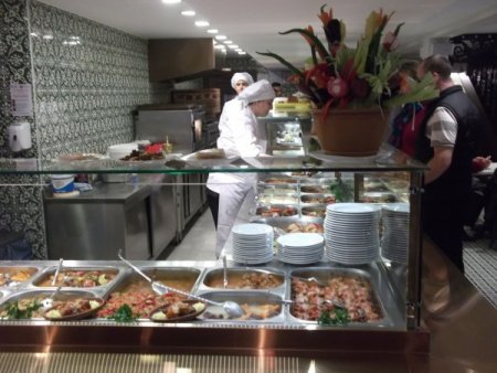 Ülker'in Eminönü'ndeki lokantası günde bin 500 müşteri ağırlıyor