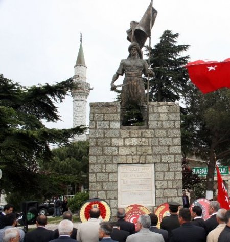 Uluabatlı Hasan memleketinde törenle anıldı