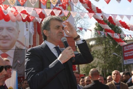 Ulubatlı Hasan Kültürevi'nin açılışını Bakan Çelik ve Yazıcı yaptı