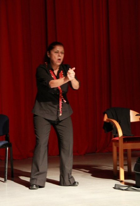 Uludağ Üniversitesi'nde din adamlarına ağır hakaret içeren oyun sergilendi