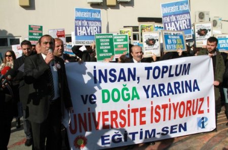 Uludağ Üniversitesi’nde YÖK ve ODTÜ olaylarına protesto