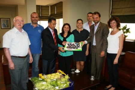 Uludağ Yaş Meyve Sebze İhracatçıları Birliği, Fransız fuar heyetini ağırladı