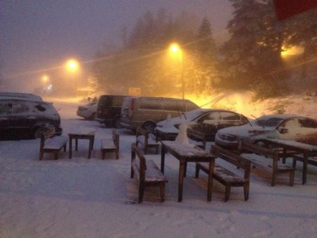 Uludağ'da kar kalınlığı 10 santimetreyi geçti