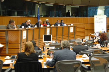 ‘‘Ulus devletlerin bazı kitapları nükleer silahtan daha tehlikeli’’