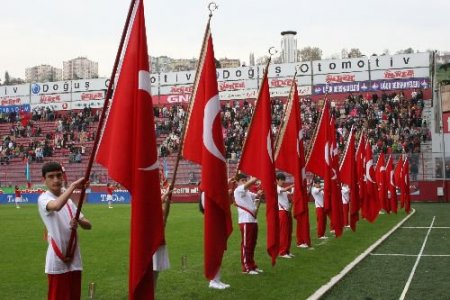 Ulusal Egemenlik Ve Çocuk Bayramı'nın 90'ıncı Yılı Trabzon'da Coşkuyla Kutlandı