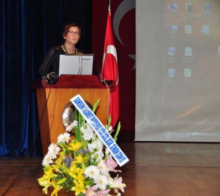 Ulusal Hayvan Besleme Kongresi'nde Yağlı Tohum Ve İthalat Sorunu Tartışıldı