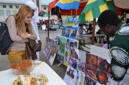 Uluslararası Antalya Üniversitesi'nden uluslararası kültür şenliği