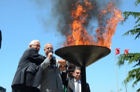 Uluslararası Karaelmas Kültür Ve Sanat Festivali, Renkli Görüntülerle Başladı