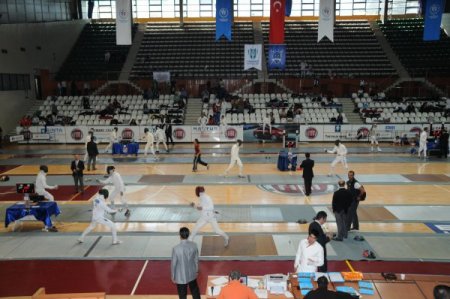 Uluslararası Kemal Coşkunöz Eskrim Turnuvası sona erdi