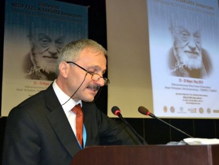 Uluslararası Necip Fazıl Kısakürek Sempozyumu başladı
