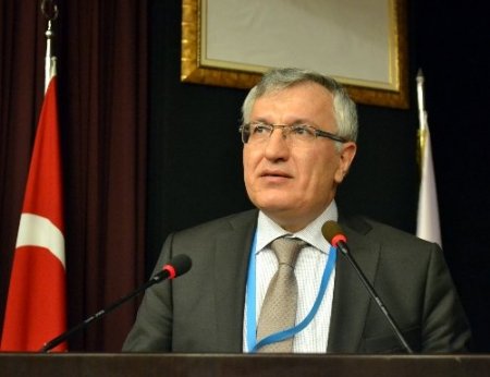 Uluslararası Necip Fazıl Kısakürek Sempozyumu başladı