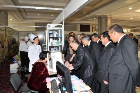 Uluslararası Sağlık Fuarı, Aşkabat'ta Açıldı