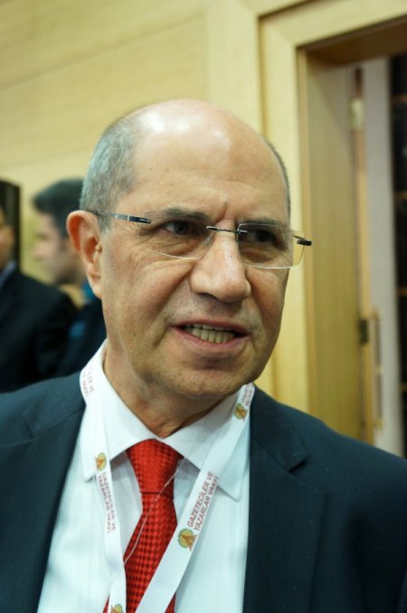 Ümit Fırat: Türkiye'nin bir kimlik arayışı var ve aranıyor