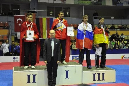 Ümitlerden, 'Avrupa Taekwondo Şampiyonası'nda 12 madalya