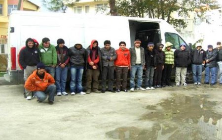 Umut yolculuğuna çıkan 37 kaçak yakalandı