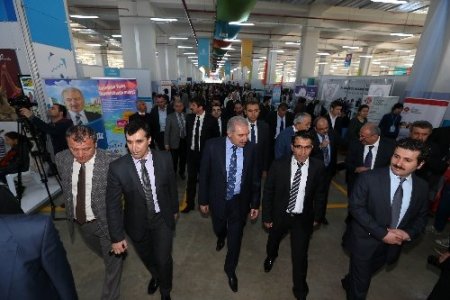 Üniversite adayları Başakşehir’de buluştu