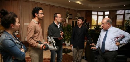 Üniversite öğrencileri, olay yeri inceleme robotu yaptı