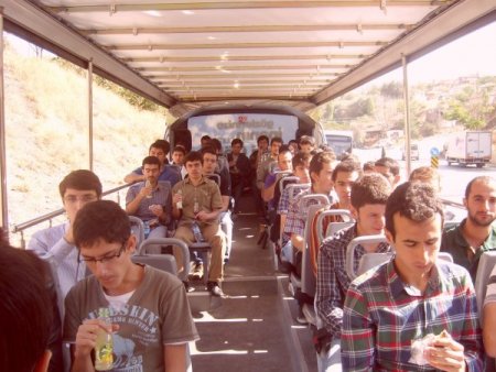 Üniversite öğrencileri üstü açık otobüslerle Başkent'i keşfe çıktı