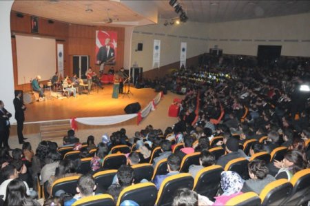 Üniversite Öğrencilerine Final Öncesi Moral