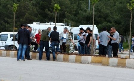 Üniversitede 4 ses bombası ele geçirildi