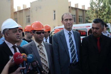 Üniversitede gerçeğini aratmayan yangın tatbikatı