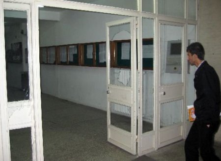 Üniversitede Öğrenci Temsilciği Seçiminde Kavga: 1'i Ağır 2 Yaralı (2)