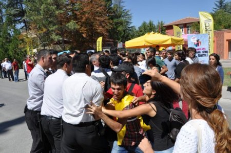 Üniversitedeki eylemler aileleri tedirgin ediyor