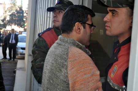 Üniversitedeki Yolsuzluk Davasının İlk Duruşması Başladı