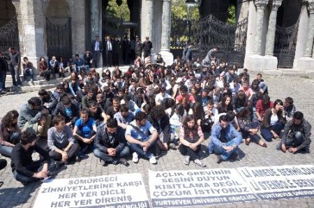 Üniversitelerdeki olaylar protesto edildi