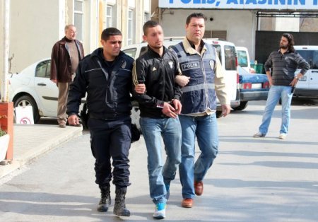 Üniversiteli Genç Kızların İçinde Bulunduğu Hırsızlık Şebekesi Çökertildi