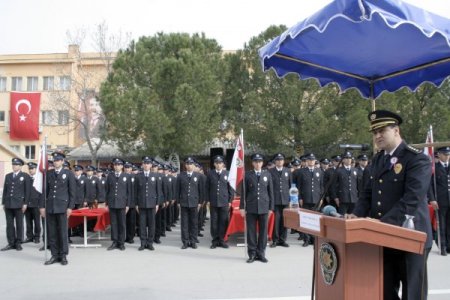 Üniversiteli Polisler Yemin Ederek Göreve Başladı